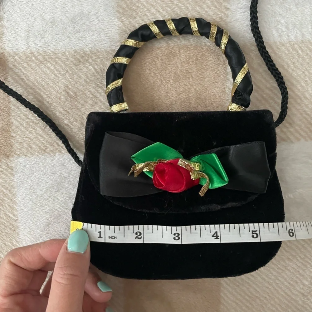 Dover Kids Vintage Elegant Black Velvet Handbag with Bow Accent Girls Purse